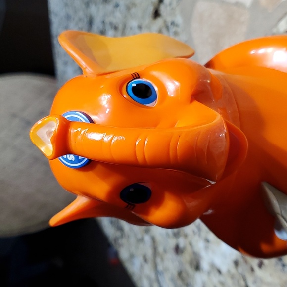 Lot of 4 Ringling Bros Barnum Bailey Circus Greatest Show On Earth Elephant Mugs - Picture 7 of 8